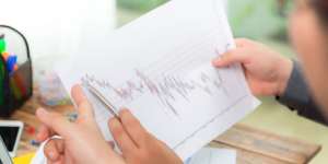 Market Volume Reaction Strategy